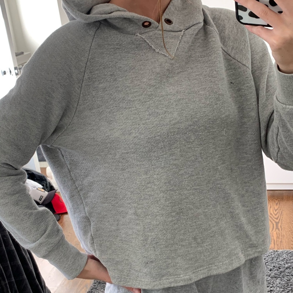 Gray crop hoodie